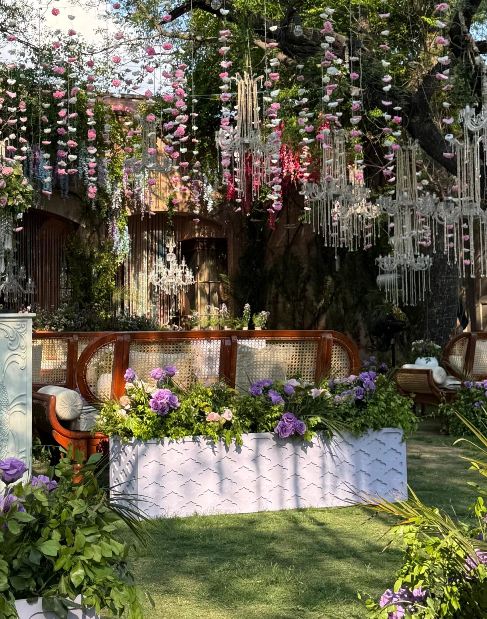 Decoration & Catering